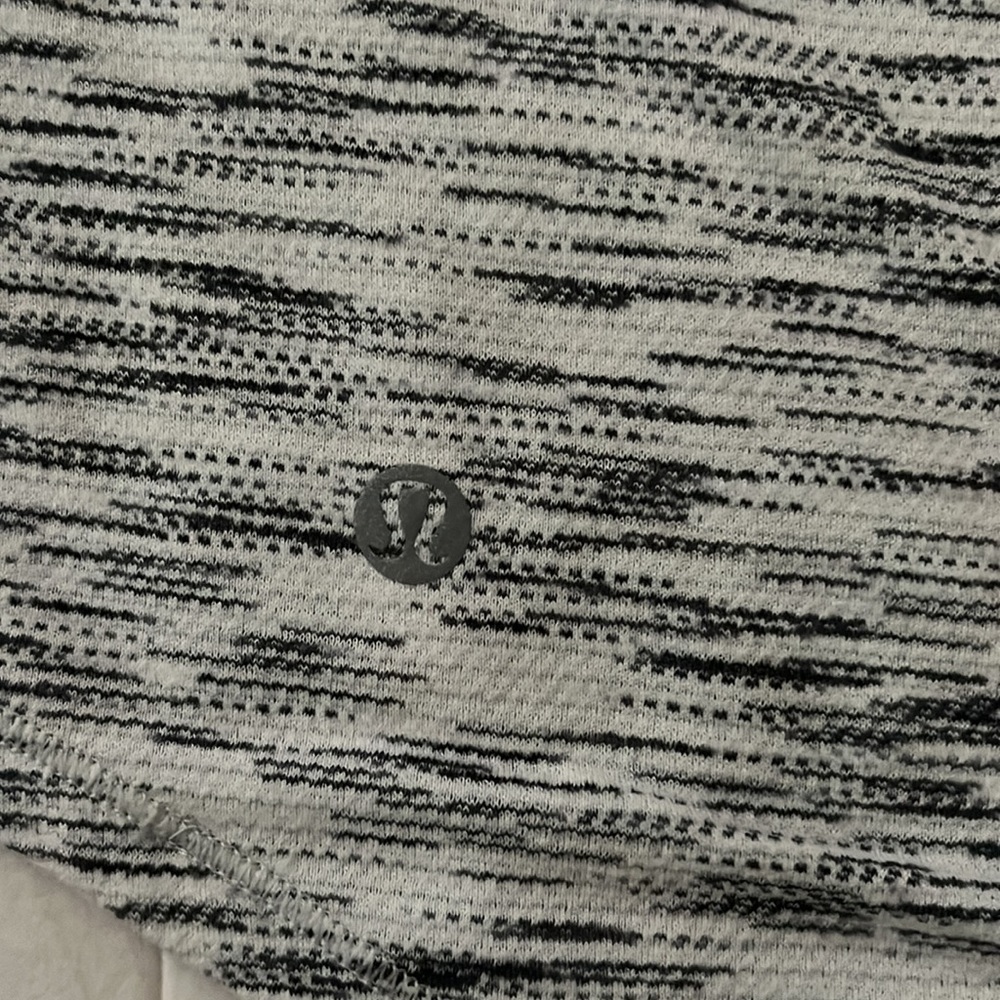 Lululemon run around tee tiger space dye black and white - Picture 5 of 5